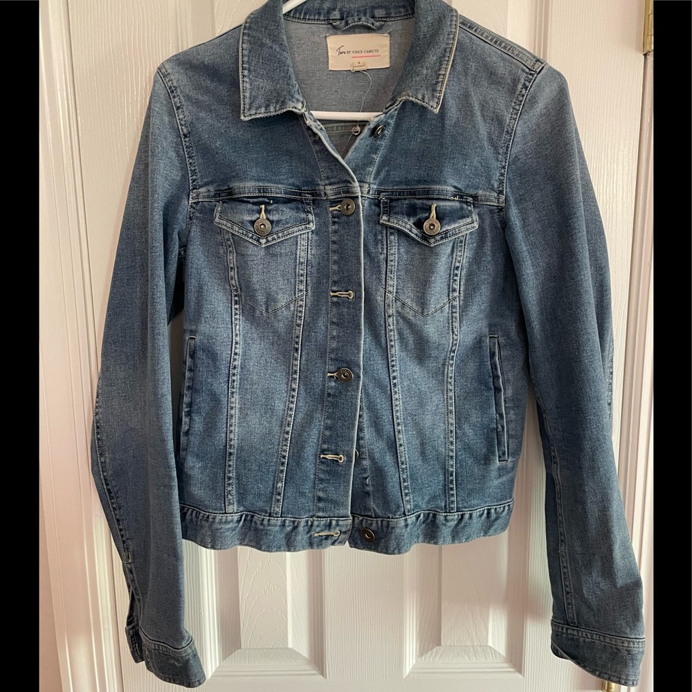 Two by Vince Camuto denim jacket size M